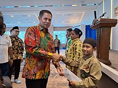 Pj Gubernur Papua Apresiasi Bantuan Beasiswa Baznas untuk Siswa Kurang Mampu 