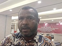 Dua Pekan Gelar Pleno Rekapitulasi Hasil Penghitungan Suara Kota Jayapura, Baru Satu Distrik Selesai Dua Pekan Gelar Pleno Rekapitulasi Hasil Penghitungan Suara Kota Jayapura, Baru Satu Distrik Selesai