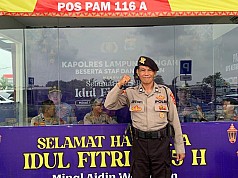 Kembalikan Uang Pemudik Rp100 Juta, Aiptu Supriyanto Dihadiahi Sekolah Perwira dari Kapolda Lampung Kembalikan Uang Pemudik Rp100 Juta, Aiptu Supriyanto Dihadiahi Sekolah Perwira dari Kapolda Lampung