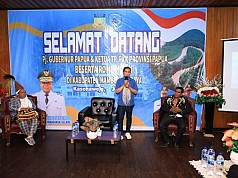 Tinjau Pelayanan Kesehatan di RS Kawera Mamberamo Raya, Pj Gubernur Papua Apresiasi Nakes  Tinjau Pelayanan Kesehatan di RS Kawera Mamberamo Raya, Pj Gubernur Papua Apresiasi Nakes