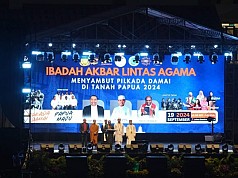 Mariyo Bersama Ribuan Umat, Hadiri Ibadah Akbar Lintas Agama Sambut Pilkada Papua 2024 Mariyo Bersama Ribuan Umat, Hadiri Ibadah Akbar Lintas Agama Sambut Pilkada Papua 2024