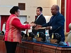 Dana Otsus Papua Tahun 2025 Alami Kenaikan 13,92 Persen atau Sebesar Rp547,11 Miliar Dana Otsus Papua Tahun 2025 Alami Kenaikan 13,92 Persen atau Sebesar Rp547,11 Miliar