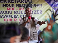 Resmikan Sejumlah Posko Pemenangan di Jayapura Utara, Mari-YO Tegas Ngomong Ini ke Relawan Resmikan Sejumlah Posko Pemenangan di Jayapura Utara, Mari-YO Tegas Ngomong Ini ke Relawan