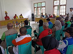 Tur Kampanye ke Wilayah Saireri, Mari-Yo Minta Restu Dewan Adat dan 7 Kepala Suku Tur Kampanye ke Wilayah Saireri, Mari-Yo Minta Restu Dewan Adat dan 7 Kepala Suku