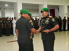 Pangdam Cenderawasih Pimpin Sertijab Danrem 172/PWY Pangdam Cenderawasih Pimpin Sertijab Danrem 172/PWY