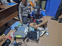 Bawa Ganja Oknum Karyawan PT. Freeport Indonesia Ditangkap di Bandara Sentani Bawa Ganja Oknum Karyawan PT. Freeport Indonesia Ditangkap di Bandara Sentani