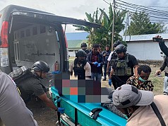 Dua Pekerja Sipil Bangunan Meninggal Dunia Ditembak KKB, Satgas Ops Damai Cartenz Sigap Lakukan Pengejaran dan Evakuasi Korban Dua Pekerja Sipil Bangunan Meninggal Dunia Ditembak KKB, Satgas Ops Damai Cartenz Sigap Lakukan Pengejaran dan Evakuasi Korban