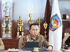 Pj Gubernur Papua Mengajak Tokoh Adat dan Pemuka Agama Serta Masyarakat Untuk Sukseskan PSU Pj Gubernur Papua Mengajak Tokoh Adat dan Pemuka Agama Serta Masyarakat Untuk Sukseskan PSU