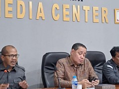 Safari Bawaslu Papua ke KPU dan Paslon: Tegaskan Komitmen Jaga Integritas Pemilihan, dan Kondusifitas Keamanan PSU Safari Bawaslu Papua ke KPU dan Paslon: Tegaskan Komitmen Jaga Integritas Pemilihan, dan Kondusifitas Keamanan PSU
