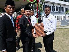 Hut ke-80 RI, Pj Gubernur Agus Fatoni Serahkan Remisi Kepada Ribuan Narapidana di Papua Hut ke-80 RI, Pj Gubernur Agus Fatoni Serahkan Remisi Kepada Ribuan Narapidana di Papua