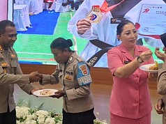 Doa Bersama dan Syukuran Hut Polwan ke-77, Kapolresta Jayapura Ingatkan Soal Penggunaan Medsos Doa Bersama dan Syukuran Hut Polwan ke-77, Kapolresta Jayapura Ingatkan Soal Penggunaan Medsos