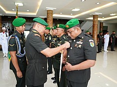 Pangdam XVII/Cenderawasih Pimpin Sertijab Aslog Kasdam dan Kapendam Pangdam XVII/Cenderawasih Pimpin Sertijab Aslog Kasdam dan Kapendam