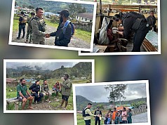 Melalui Pemeriksaan Kesehatan dan Momen Humanis, Personel Ops Damai Cartenz Tumbuhkan Kepercayaan Rasa Aman di Wilayah Sinak Melalui Pemeriksaan Kesehatan dan Momen Humanis, Personel Ops Damai Cartenz Tumbuhkan Kepercayaan Rasa Aman di Wilayah Sinak