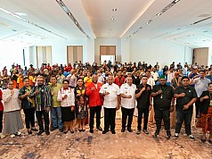 Hari Sumpah Pemuda, Gubernur Papua: Tidak Ada Perbedaan, Semua Adalah Anak Papua Hari Sumpah Pemuda, Gubernur Papua: Tidak Ada Perbedaan, Semua Adalah Anak Papua