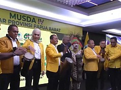 Ketum Bahlil Ajak Golkar Papua Barat Perkuat Konsolidasi Hadapi Agenda Politik 5 Tahun Mendatang Ketum Bahlil Ajak Golkar Papua Barat Perkuat Konsolidasi Hadapi Agenda Politik 5 Tahun Mendatang