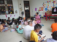 Sentuhan Kasih Satgas Humas Damai Cartenz untuk Anak Sekolah Minggu GKI Alfa Omega Kotaraja Sentuhan Kasih Satgas Humas Damai Cartenz untuk Anak Sekolah Minggu GKI Alfa Omega Kotaraja
