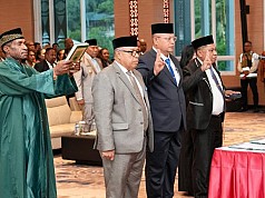 Gubernur Papua Lantik Christian Sohilait Sebagai Pj. Sekda dan 2 Pejabat Tinggi Pratama Gubernur Papua Lantik Christian Sohilait Sebagai Pj. Sekda dan 2 Pejabat Tinggi Pratama