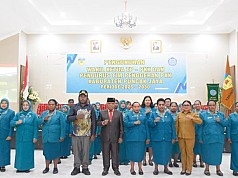 Pengurus TP PKK Puncak Jaya Resmi Dikukuhkan, Siap Dorong Gerakan Pemberdayaan Keluarga Pengurus TP PKK Puncak Jaya Resmi Dikukuhkan, Siap Dorong Gerakan Pemberdayaan Keluarga