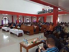 Ketua MRP-PB Gelar Open House dan Ibadah Bersama Masyarakat Mansel Ketua MRP-PB Gelar Open House dan Ibadah Bersama Masyarakat Mansel