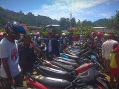 Seribuan Korban Curanmor Padati Lapangan Karang Entrop Jayapura Seribuan Korban Curanmor Padati Lapangan Karang Entrop Jayapura