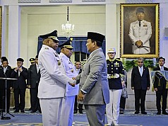 Presiden Prabowo Lantik Gubernur dan Wakil Gubernur Papua  Presiden Prabowo Lantik Gubernur dan Wakil Gubernur Papua
