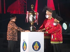 Pesparawi XIII di Yogyakarta Resmi Dibuka, Gubernur Waterpauw: Harumkanlah Nama Daerah Pesparawi XIII di Yogyakarta Resmi Dibuka, Gubernur Waterpauw: Harumkanlah Nama Daerah