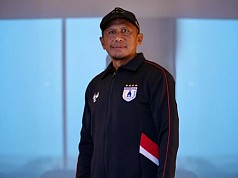 Rahmad Darmawan: Jejak Karier sebagai Pelatih Persipura Jayapura Rahmad Darmawan: Jejak Karier sebagai Pelatih Persipura Jayapura