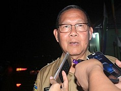 Sekda Jayapura Himbau ASN Tetap Menjaga Kinerja Selama Ramadan Sekda Jayapura Himbau ASN Tetap Menjaga Kinerja Selama Ramadan