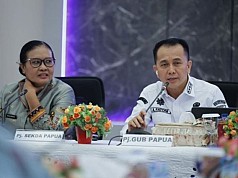 Gubernur Ajak Tokoh Agama di Papua Gelar Doa Bersama Perkuat Persatuan Gubernur Ajak Tokoh Agama di Papua Gelar Doa Bersama Perkuat Persatuan