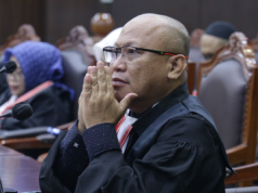 Suket Tidak Pernah Terpidana Tidak Sesuai Domisili, Cawagub Papua Terpilih Yermias Bisai Didiskualifikasi Suket Tidak Pernah Terpidana Tidak Sesuai Domisili, Cawagub Papua Terpilih Yermias Bisai Didiskualifikasi