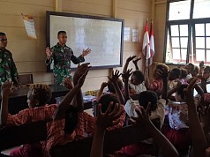 Kegiatan Non Fisik TMMD di Kampung Kibay, Diisi Sosialisasi Wawasan Kebangsaan  Kegiatan Non Fisik TMMD di Kampung Kibay, Diisi Sosialisasi Wawasan Kebangsaan