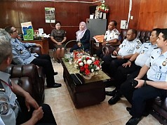 Kemenkum HAM Papua dan Kemenag Nabire Berkolaborasi Layani Masyarakat Kemenkum HAM Papua dan Kemenag Nabire Berkolaborasi Layani Masyarakat