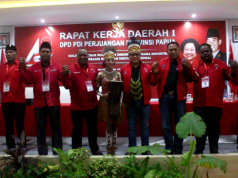 PDI Perjuangan Papua Targetkan Menang Pilkada di Tujuh Kabupaten PDI Perjuangan Papua Targetkan Menang Pilkada di Tujuh Kabupaten