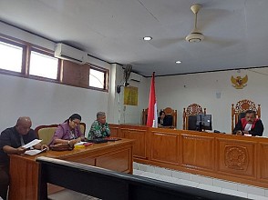 Jaksa Absen, Sidang Perdana Gugatan Praperadilan yang Diajukan Plt Bupati Mimika Ditunda