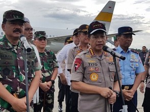 Kapolri dan Panglima TNI Rayakan HUT Bhayangkara ke-72 Bersama Prajurit di Papua