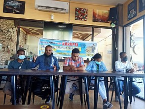 Dewan Alumni SMP Negeri 1 Jayapura Lakukan Bhakti Sosial Peduli Covid-19