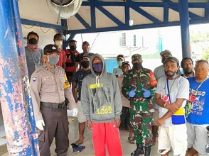  Sambangi Pangkalan Ojek, Polisi Himbau Disiplin Pakai Masker