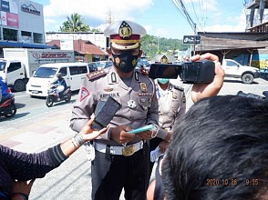Polda Papua Barat Ajak Warga Manokwari Pake Masker Cegah Covid-19