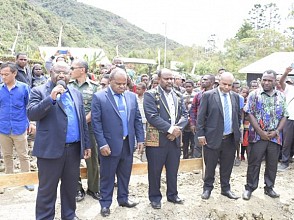 Perayaan Hut GIDI di Mulia Dirangkaikan Peletakan Batu Pertama Pembangunan Aula