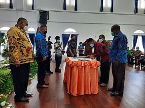 Pemprov Papua Berikan Beasiswa Bagi 1.436 Mahasiswa di 12 Universitas Jayapura 