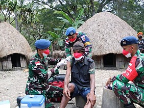 Serbuan Vaksinasi Lanud SPR Hingga ke Wilayah Pegunungan Tengah Papua