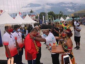 Kontingen PON XX Mulai Tiba di Tanah Papua, Disambut Seremonial Oleh Panitia 