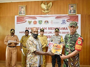 Kodim Puncak Jaya Salurkan Bantuan Tunai dari Pemerintah Kepada 340 Pelaku UMKM