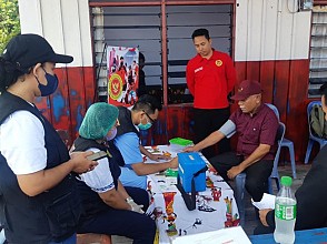 BIN Daerah Papua Gelar Vaksinasi Covid-19 di Kampung Kayu Pulo Kota Jayapura 