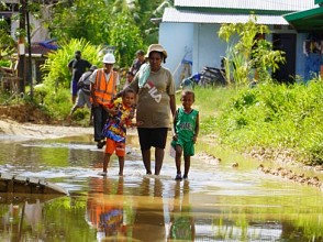 Respon Cepat Dinas PU PB Dalam Penanganan Banjir di Kota Sorong