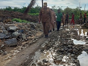 Tinjau Warga Terdampak Banjir, Kinerja Gubernur Waterpauw Diapresiasi