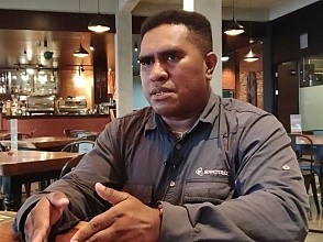 KPK Diminta Tidak Ijinkan Gubernur Papua Berobat ke Singapura