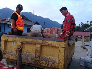 Freeport Terus Salurkan Bantuan bagi Korban Banjir Bandang 