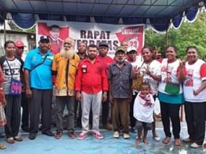 Ratusan Masyarakat Manokwari Timur Hadiri Deklarasi Pace Jas Merah