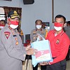 Kapolda Papua Beri Tali Asih kepada Personil, Purnawirawan dan Warakawuri